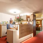 Hotel-pension Falkensteiner Hotel Sankt Gilgen