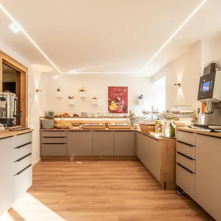 Hotel-pension Falkensteiner