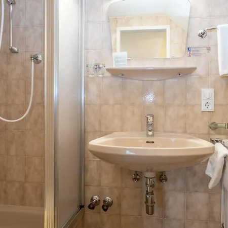 Hotel-pension Falkensteiner