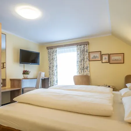 Hotel-pension Falkensteiner Sankt Gilgen