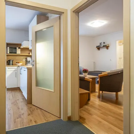 Hotel Hotel-pension Falkensteiner 3*